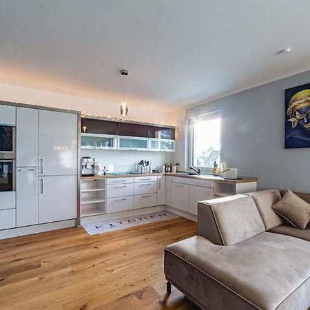 A&V Apartments Wunderschoene Penthouse Wohnung 뫼르스 외부 사진