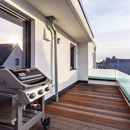 A&V Apartments Wunderschoene Penthouse Wohnung 뫼르스 외부 사진