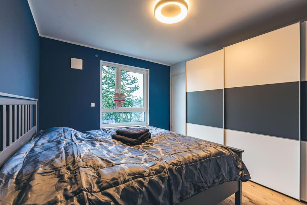A&V Apartments Wunderschoene Penthouse Wohnung 뫼르스 외부 사진